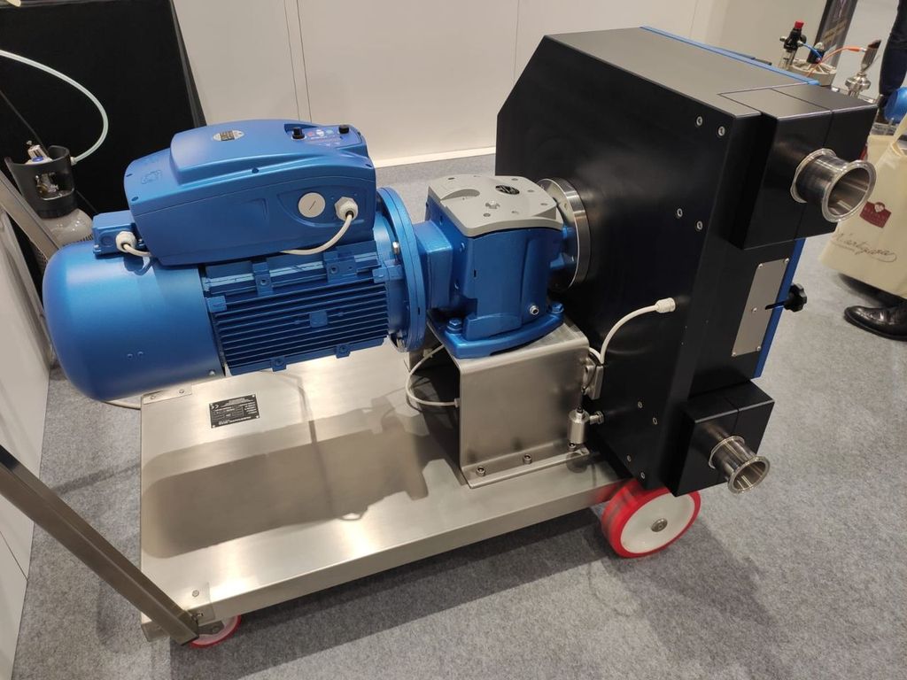 Renowacja silnika XYZ