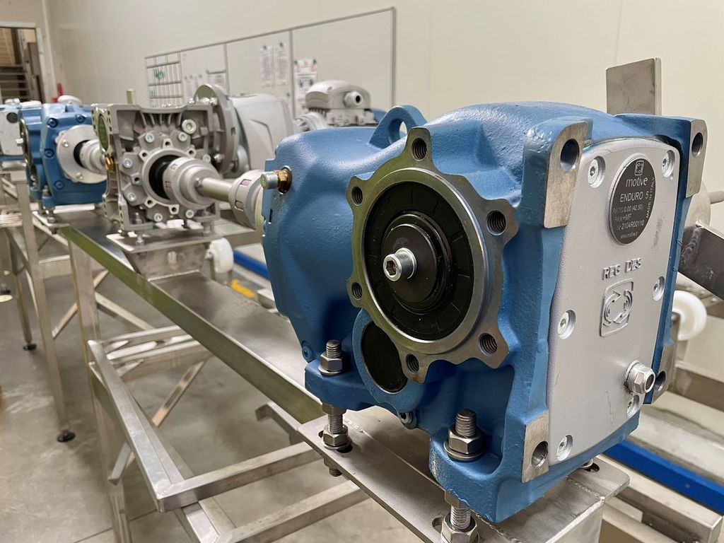 Renowacja silnika XYZ